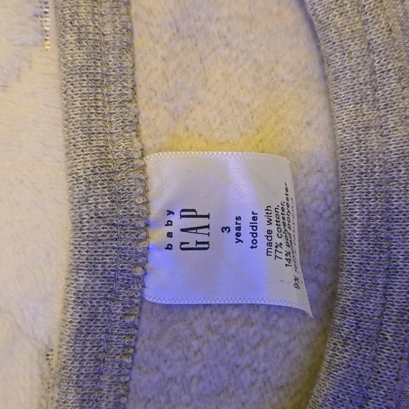 Baby GAP Gray/Red ombre fleece sweatshirt 3T NWOT - Picture 3 of 3